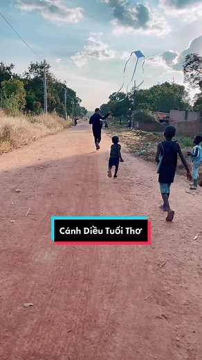 Cánh diều tuổi thơ đã có mặt tại Châu Phi, xem full trên youtube Văn Nam Vlog - cuộc sống ở Châu Phi nha mọi người #teamchauphi #cuocsongchauphi #morthersday