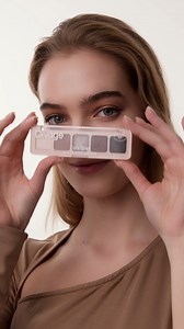 Trendy packaging with a transparent lid 殺 | Divage | Facebook