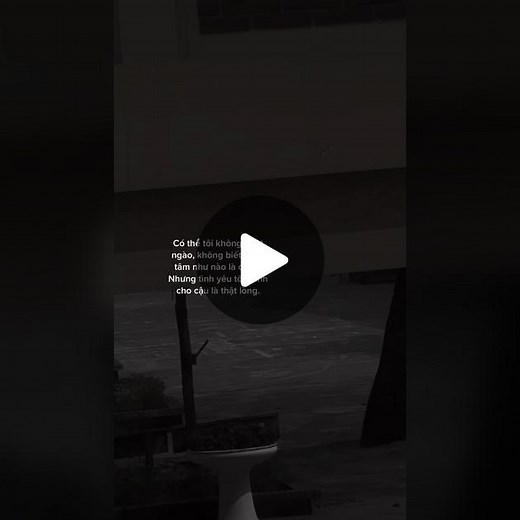 Monochromatic Outdoor Scene with Birdbath Images