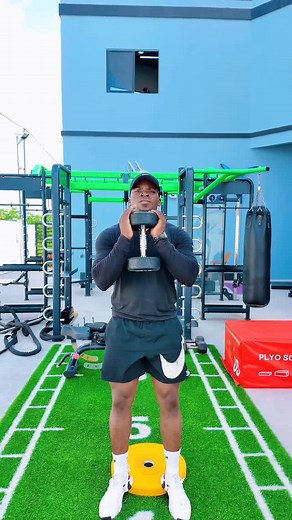 Legs that lift, curves that work. 🍑🦵 Glutes shape your booty, quads define your thighs. Want to train both beautifully & effectively? DM “FIT” for personalized coaching — online or in-person. #StrongIsSexy #GluteGirl #LegDayQueen #DMFIT | Prince Coppin