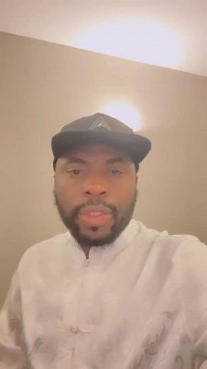 Some of your favorite big record labels dey keep quiet because dem and Naira Marley’s label dey operate for the same manner. The difference na say Naira Marley dey run him own like g##ng star! E go send boys to physically attack you, while others go just make people sabi cut you off, just like dem do me. If you talk, dem go silence you. #JusticeForMohbad dey ground. Source: @samklef | Truckerwetmoree Media