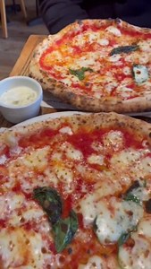 A delicious date night idea is defo our very own Franco Manca! Bringing you some incredible Neapolitan-style Sourdough Pizza 🍕 Why should you try Franco Manca? 🌿 Pizza Dough is Made Fresh on Site 🌿 Pizza is made QUICK! 🌿 Always New Daily Specials to try 🌿 Vegan & Gluten Free Options Available 🌿 No Booking Necessary (Varys on large groups) 🌿 OH… Their Prices Start at Just £6.50! Always a good option for a date night because, who doesn’t love pizza?!! #datenightideas #dinnerdate #pizza #foo