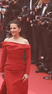 The highlights of the Cannes Film Festival red carpet opening ceremony by FilmAwardsTV🌟🌟🌟 Amazing stars from around the world are back on the scene in all their splendor! Video: Lin Edit: Rajan Social Media Journalist: Chengcheng CopyrightFilmAwards.TV #openning #stars #cannesfilmfestival #cannes #actress #actor #event #shortsvideos #hightlight #glory | FilmAwards.TV