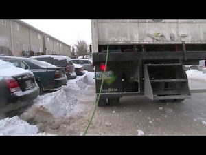 Crews begin thawing frozen cars in Maples