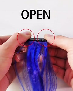 16 Pcs Mint Green Hair Extensions Clip in Curly Wavy Synthetic Hair Extensions,Colorful Party Highlights Hairpiece Streak for Women Girls Cosplay Party Gift(Light Green)