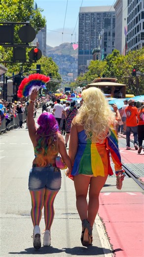 Calum McSwiggan on Instagram: "One of the greatest tragedies in the USA lead to one of the most beautiful moments in LGBT+ history 🏳️‍🌈 #gay #lgbt #usa #sftravel #believeinsanfrancisco"