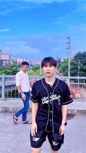 Quay Hoa Tại KCN QV: Trải Nghiệm Đặc Biệt