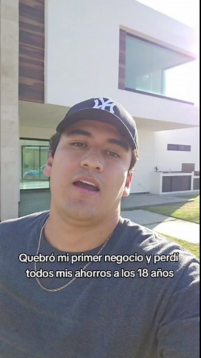 40K views · 494 reactions | Así quebró mi primer negocio a los 18 años y perdí todos mis ahorros. #ventas #negocio #anecdota #clientes #quiebra #errores | Alberto Plata | Facebook