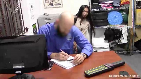Tori Montana Shoplifting Cumshot