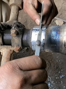 112K views · 849 reactions | Damaged Thread Repair on Old Tube Axle | Skilled Mechanic Amazing Work #fblifestyle #broken #truck #axle #welding | Skills man | Facebook