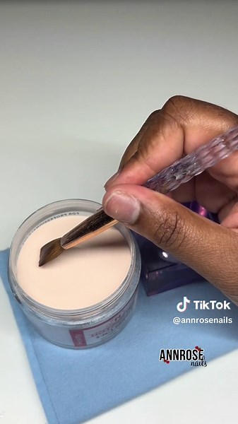 Acrylic Nail Tutorial: Tips for Beginners