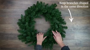 Pre-Lit Canadian Pine Artificial Christmas Wreath - 48" - Clear Lights