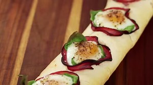 Simplify Easter brunch with these quick and easy Ham & Egg Bread Bakes! http://bit.ly/1X7xTKX | Safeway