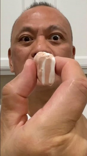 👂 ASMR TAFFY TOWN CHEWY CANDY (MYSTERY FLAVOR???) #30 AND EATING SOUNDS 👂 #asmr #shorts