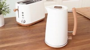 3 comments | ☕✨ Disfruta cada sorbo con el hervidor ThermoSense 400 𥳐 ⚡ 3000 W de potencia: agua caliente al instante  Base giratoria 360º: comodidad en cada uso  Capacidad de 1,7 l: perfecto para compartir tus momentos  Infusiones, tés y mucho más al alcance de un botón!  https://ow.ly/Nuse50UL9Rt #Hervidor #ThermoSense #TeaTime #CocinaPráctica #Cecotec #InfusionesPerfectas #MomentoDeTé #CaféLovers #CocinaInteligente | Cecotec | Facebook