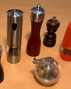 Freshly ground pepper has more spice than pre-ground, making pepper mills a hot commodity. This is the cool and crushing process behind how pepper mills are made! #HowItsMade #PepperMills Watch more How It's Made on discovery : https://bit.ly/349kEZw | Love How It’s Made
