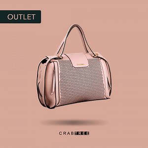 🔥Outlet Sale🔥 Checa nuestro link 👉🏻 https://www.crabtree.shop/outlet ¡Más de 30 modelos en descuento! . Recuerda que tenemos envíos gratis y pagos a 3&6 meses sin intereses por medio de Pay Pal Plus a partir de la compra de $999mxn🛍 . . . #Crabtree #Outlet #Descuentos #Promo #EnvíoGratis #mesessinintereses #Bolsos #Accesorios #Bolsa #Bag #BagAddict #Purse #Shopping #MarcaMexicana #Style #Fashiongram #bagslover | Crabtree