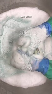 39K views · 824 reactions | Whole Can of Comet Bleach Powder #cleaningmotivation #asmr #spongesqueezing #inasmrwetrust #asmrvideo | IN ASMR WE TRUST | Facebook