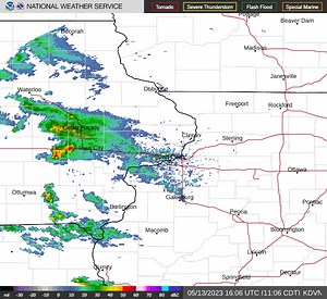 [1200 PM] - notable increase in showers & storms over the last half hour in southeast Iowa as clearing skies along the front is increasing instability. Storms continue to move north to northeast. Main concerns at the moment are lightning and small hail. #iawx | US National Weather Service Quad Cities Iowa/Illinois