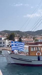 🇬🇷 1821 - 2024 Χαρούμενη Ημέρα Ανεξαρτησίας σε όλους τους Έλληνες Παγκοσμίως!! . . 📷 katerinakatopis | ΑΝΔΡΟΣ Η ΑΡΧΟΝΤΙΣΣΑ ΤΟΥ ΑΙΓΑΙΟΥ!!!