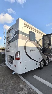 @rvselectinc in Seffner Florida has a wholesale deal on this 2024 Fleetwood Discovery lxe 44s with only 12k miles for $333,300! | Rving with Andrew Steele