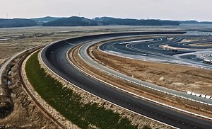 [Ventus S1 evo Z in Technoring] 고성능 스포츠카 드라이버들의 선택, Ventus S1 evo Z의 파워풀한 드라이빙이 아시아 최대 타이어 주행 시험장, 테크노링에서 펼쳐집니다. 초고성능 슈퍼 스포츠 타이어, Ventus S1 evo Z의 명성을 지금 확인해보세요. ✅ 더 자세히 보기 https://bit.ly/3sOwqBP #HankookTire #DrivingEmotion #한국타이어 #드라이빙이모션 #Technoring #테크노링 #스포츠카 #Ventus_S1_evoZ #벤투스 | 한국타이어