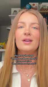 ¡Tu viaje hacia el dominio del inglés comienza aquí! Únete a nuestra lista de interesados y prepárate para desbloquear un mundo lleno de oportunidades y nuevas conexiones. ¡Inscríbete ahora y asegura tu lugar en el próximo grupo! | Fluency Inglés