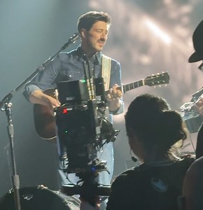 Chloe Fineman on Reels