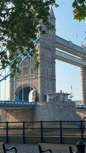 London Tower Bridge 🤍 #londonphotography #londoncityscape #explorelondon #lovelondon #londonlife #imperfectionvision #travellondon #travellondon #towerbridgelondon #londonskyline #thames @towerbridge | imperfectionvision
