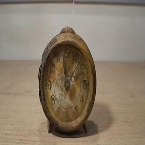RESTORATION OF a very old RUSTY ALARM CLOCK built in 1950 Amazing clock recovery | Allen-Conway | Facebook