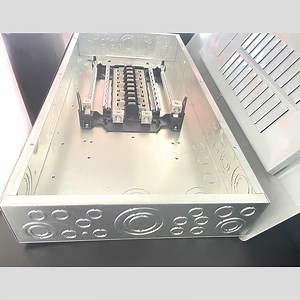 [Hot Item] Gtlm2020c 200A Load Center Plug in Circuit Breaker for Distribution Panel