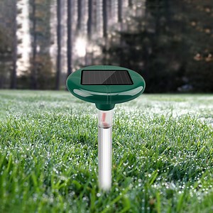 [Hot Item] Solar-Powered Yard and Garden Mouse Trap Pest Control Mice Repeller