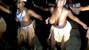 Zulu maidens reed dance completion_African dance video