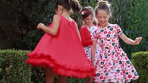 18 reactions | So süß, dass man sich wünscht nochmal klein zu sein!...