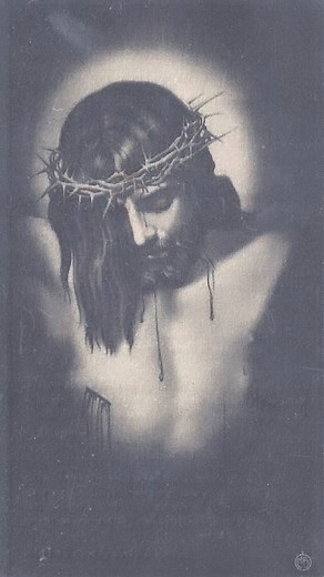 ~ ᴛʜᴇ ᴊᴇsᴜs ᴘʀᴀʏᴇʀ ~ Lord Jesus Christ, Son of God, have mercy on me, a sinner. We find a similar version of this prayer in Luke’s Gospel in our Lord’s parable of the Pharisee and the tax collector, illustrated above. Both of them are praying in the temple in Jesus’ account, yet the contrite tax collector is justified before God rather than the smug Pharisee, who’s boasting about his religious achievements (Lk 18:9-14). What does the tax collector ask of God here? “Be merciful to me a sinner” (L