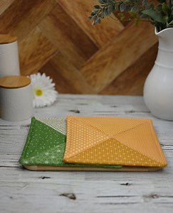 Hot Pad Tabletop Protector Mat Set Kitchen Countertop Fabric Pot Holder Dining Table Heat Resistant Handmade Material Trivet Newlywed Gift. - Etsy Canada