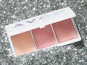 Shimmer all the way! Light up your holiday look with makeup that glimmers and glows – three creamy shades for beautiful illumination packaged in a festive gift box. Perfect for gifting (or to keep…we won’t tell!). Only $7.99! | Avon