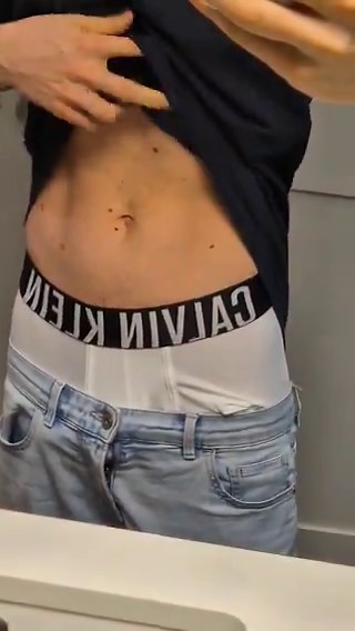 Love these white CKs showing the waistband and my ass with my low jeans 😝🤍#sagging #sagger #london #sexysaggers #saggingpants #saggerboy #lowjeans #sagginglow