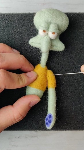 Crafting Squidward with satisfying Needlefelt Art #spongebob #crafts #asmr #reelsfb #art | Kai Crafts