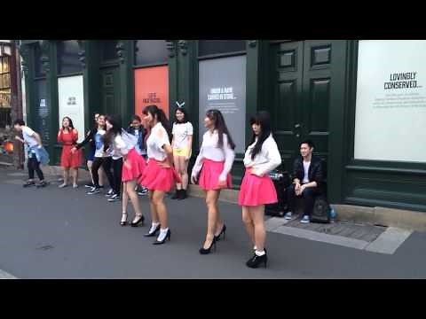 Young Asian girls Dancing at the Rocks, ( Sydney , Australia)