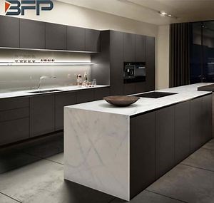 [Hot Item] Black Kitchen Design Handless PVC Vinyl Wooden Furniture MDF Kitchen Cabinet