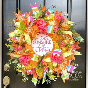 How to Make a Deco Mesh Summer Wreath