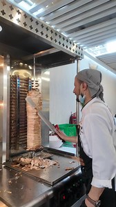 Shawarma At Mina Camp Yummy 襤 #hajj2025 #hajj2025inshaallah #hajj #HajjMubarak #HajjAndUmrah #Hajj1446 #shawarma | Tayyib Qasmi | Facebook