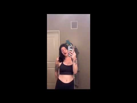 Girl juicy farting in the mirror