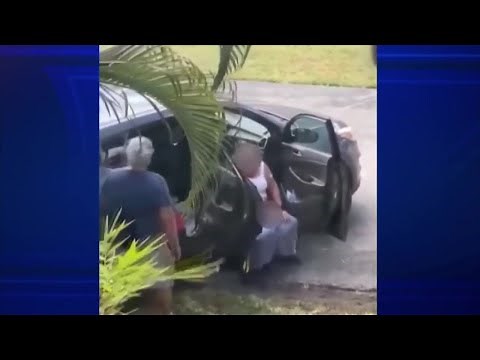 Video shows woman peeing on napkin outside North Miami Beach home during Walmart grocery delivery