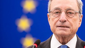 Mario Draghi erhält den Karlspreis – „Bewusst gesetztes Signal“ an Brüssel