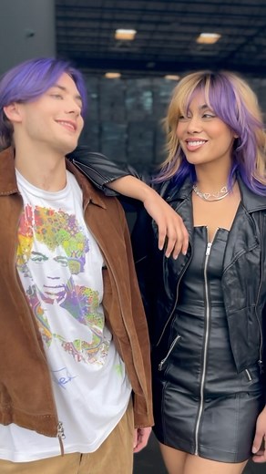 This duo right here showing us exactly what it means to #SlaywithSplat 📸 Modeling the NEW Passionate Purple @lucasdcorsi & @ghaazelle You are beautiful! Our Complete Kits make any look you’re going for - ombre, streaks, or all-over dye - YOURS for the taking! What comes in the Kit: 🟣 Passionate Purple SHADE ✨ PRE MEASURED BLEACH & DEVELOPER 🟰 NO guesswork 🤔 🧐 INSTRUCTIONS 🧤GLOVES ✨Why bleach❓❓❓ Well, if you want VIVID, intense color, you either need to be blonde or you have to pre lighten 
