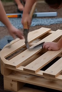 83K views · 175 reactions | Pallet Garden Pergola Swing Daybed #pallets #palette #swinging #swings #daybed #garden #gardeninspiration #gardendesign #gardenlife #homedecor #HomeImprovement #homemade #home #homedesign #House #diy #diyprojects #woodworking #woodwork | DIY Pallets Ideas | Facebook