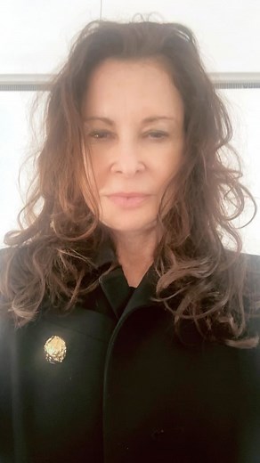 Jane Badler on Instagram: "A little update on life .. here is insta if you are interested in in a life changing experience.. a 60 day reset .. @skinny60 @theblendergirl … Im almost a grandparent!! What a time xxx"