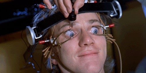 La classifica dei 10 film più lunghi di sempre: durate ESTENUANTI. Alla seconda posizione c'è un film italiano